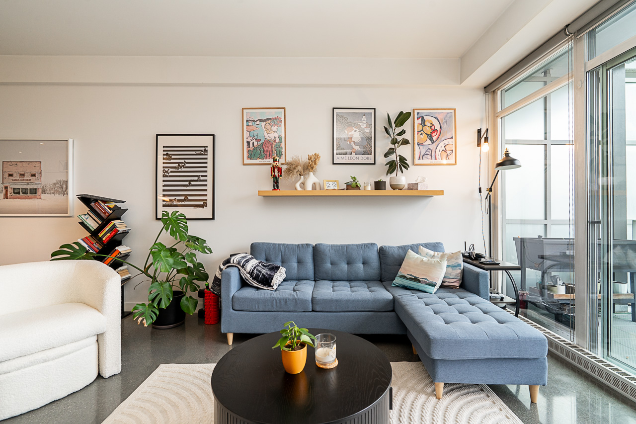 #417 – 256 E. 2nd Avenue